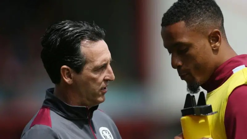 乌奈·埃梅里(UnaiEmery)于2022年被任命为维拉主教练，而埃兹里·孔萨(EzriKonsa)于2019年加入