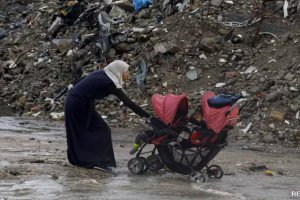 洪水淹没加沙地带巴