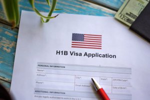 特朗普政府下令加强