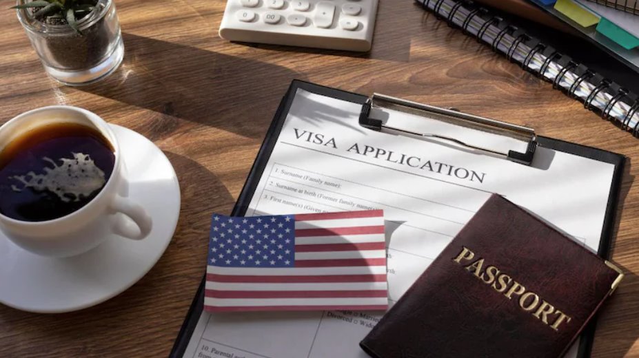 今年美国已撤销了85000份涵盖多个类别的签证