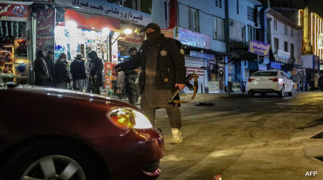 周一，喀布尔一家中餐馆发生爆炸，造成至少7人死亡。