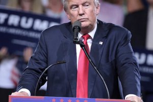 特朗普称美国不打算