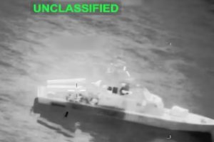 美国称在霍尔木兹海